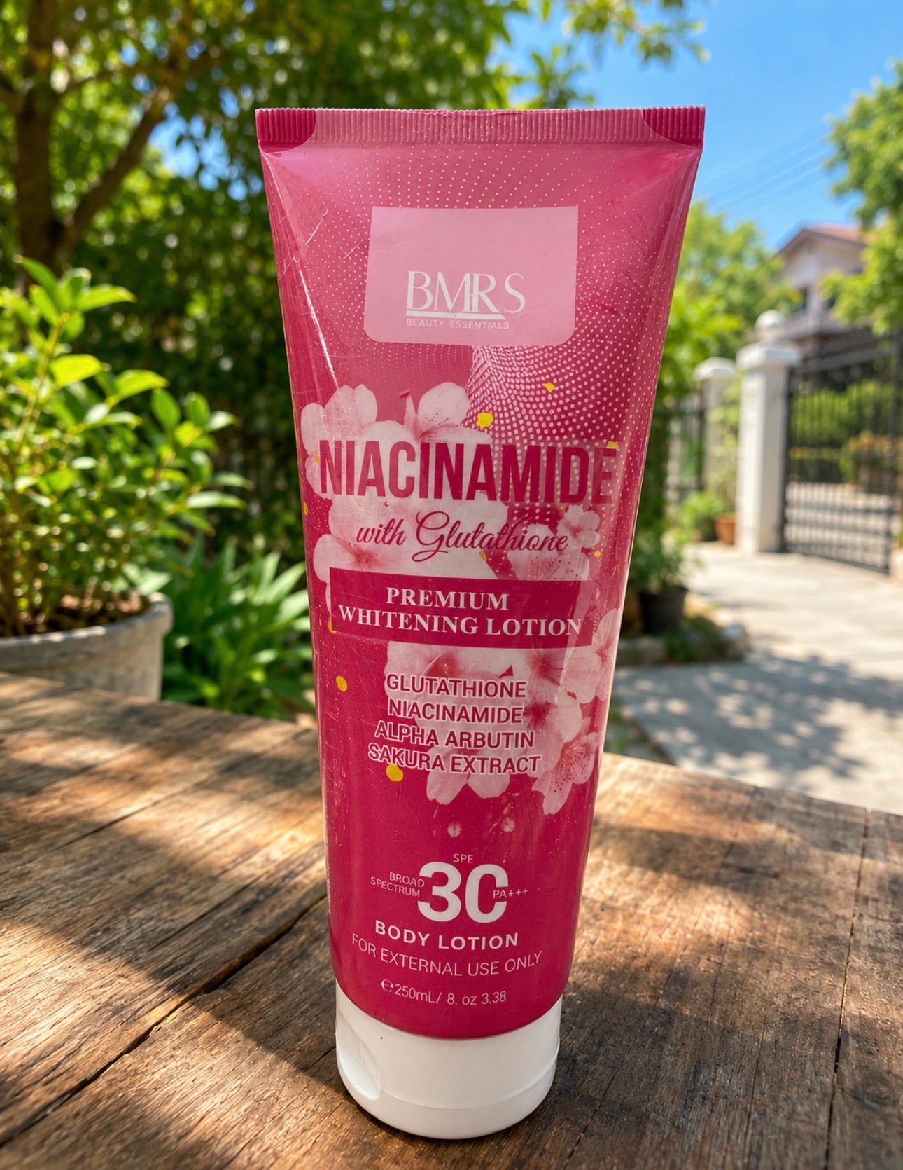 BMRS Niacinamide with Glutathione Premium Whitening Body Lotion – 250ml