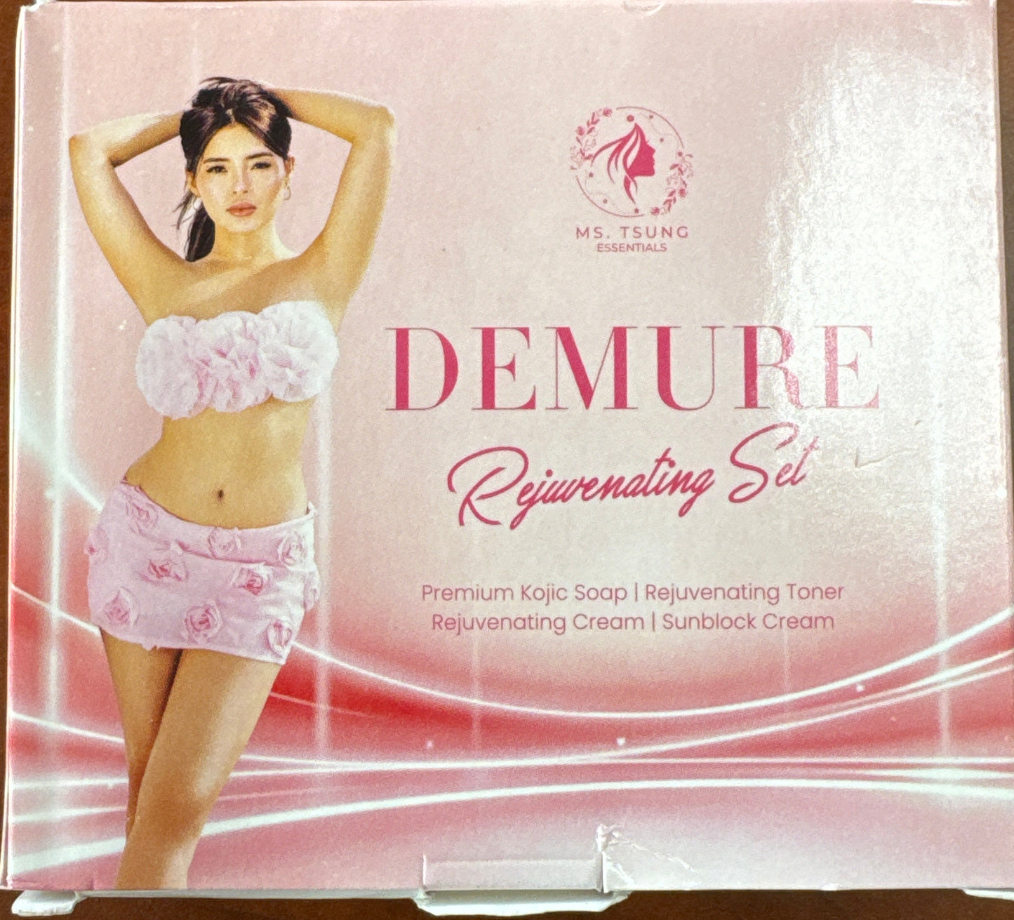 Ms. Tsung Demure Rejuvenating Set