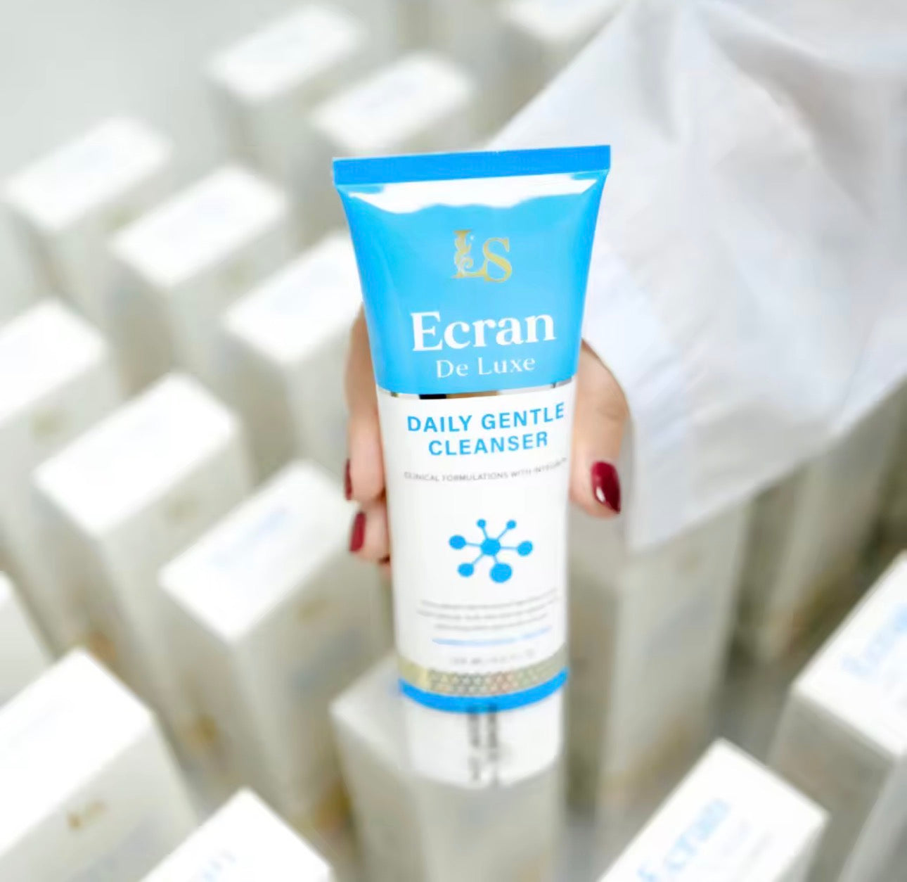 Luxe Skin Ecran De Luxe Daily Gentle Cleanser | 120ml