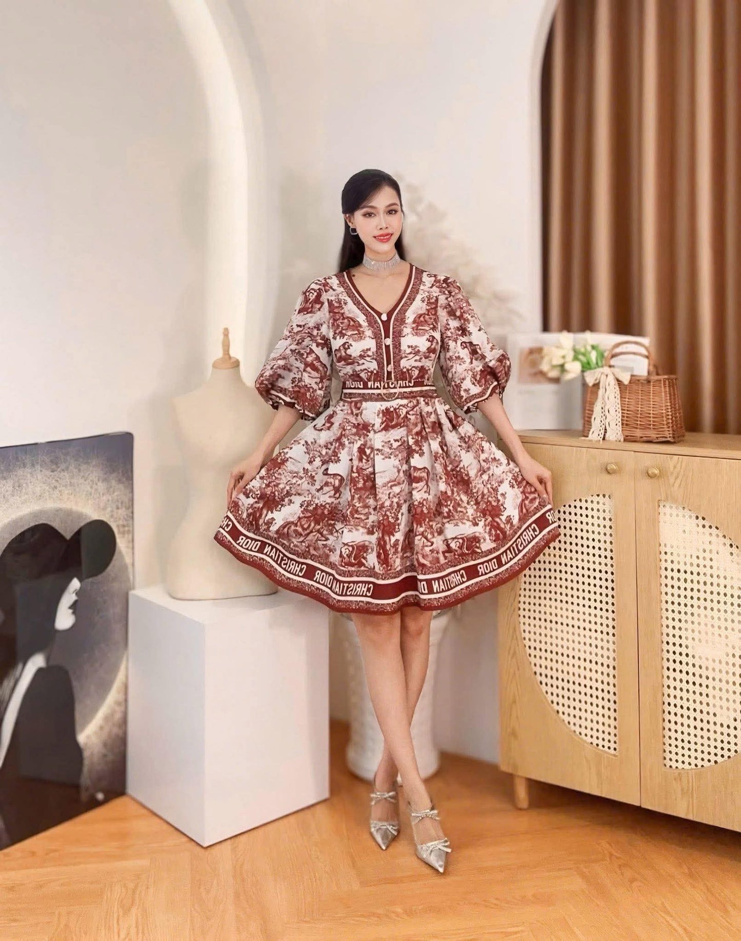Dress (above the knee) sml to xl