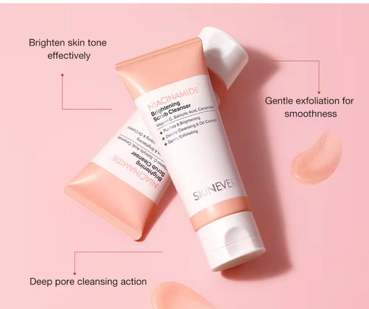 SKINEVER Niacinamide Brightening Scrub Cleanser | 80ml